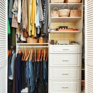 de-clutter your small spaces